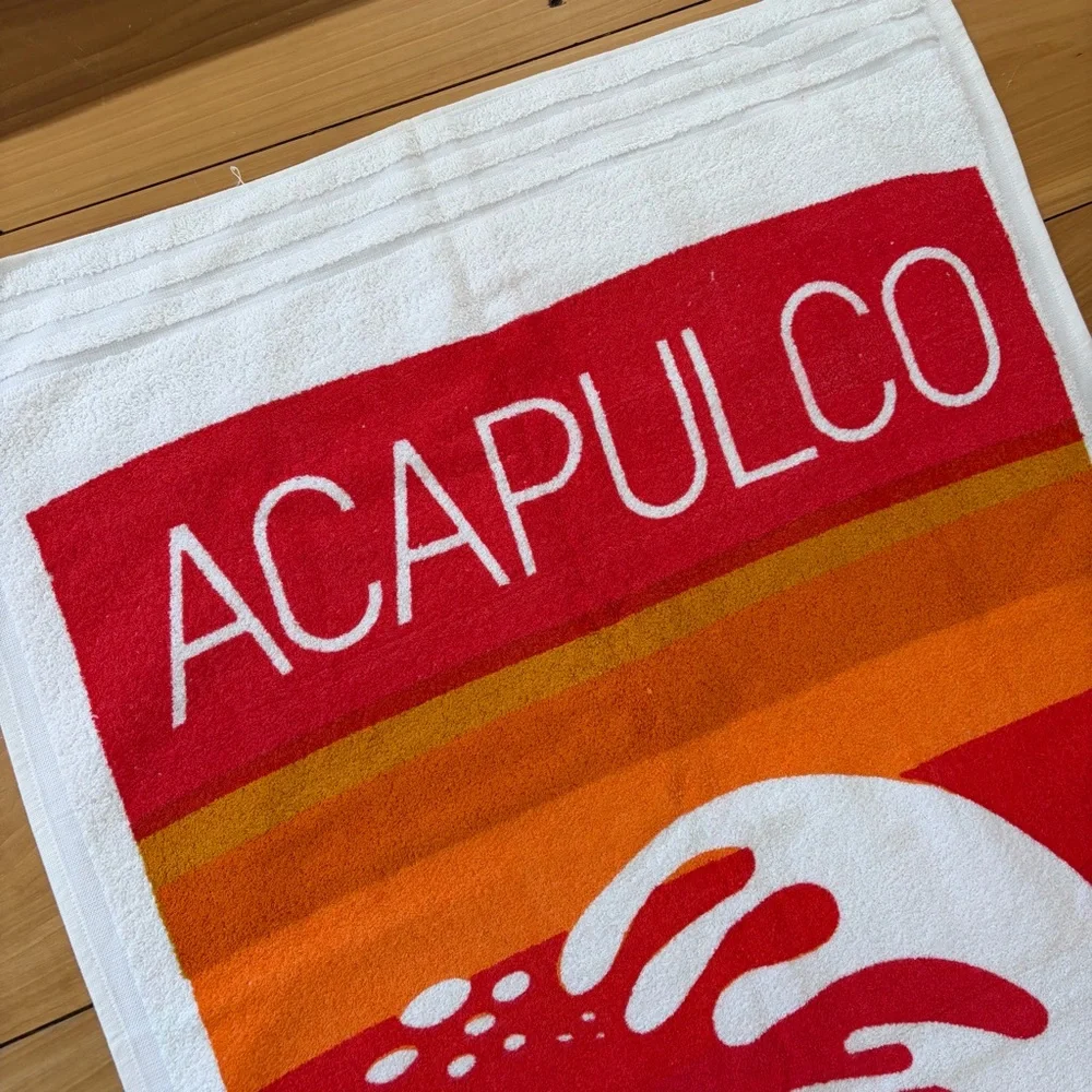 La Josefina Vintage Acapulco Beach Towel NOS Red Orange White 30.5